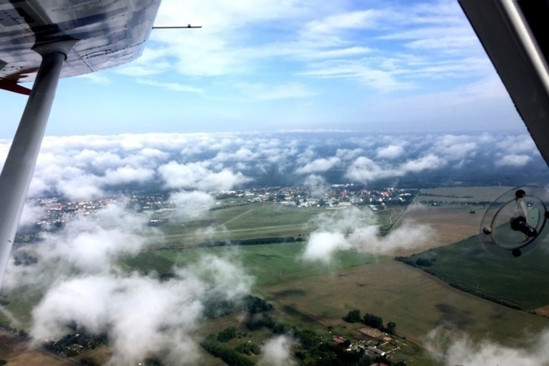 Rundflug nach Eisenhüttenstadt zu Kaffee und Kuchen